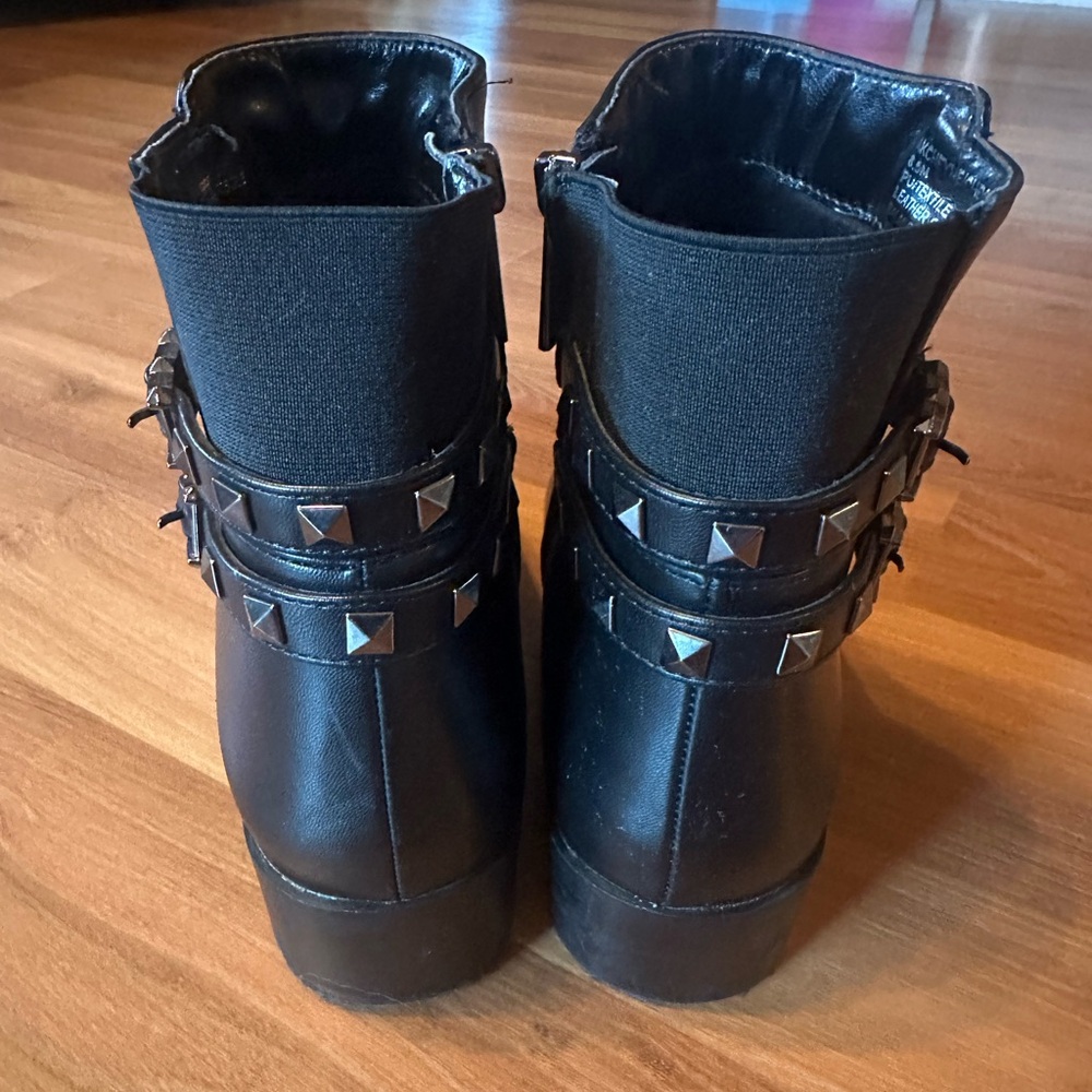 Anne Klein Black Leather Ankle Boots with Studded Straps - Picture 4 of 12